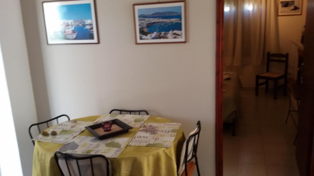 Sunset Studios And Apartments For Adults Over 21 Only Náusza Kültér fotó