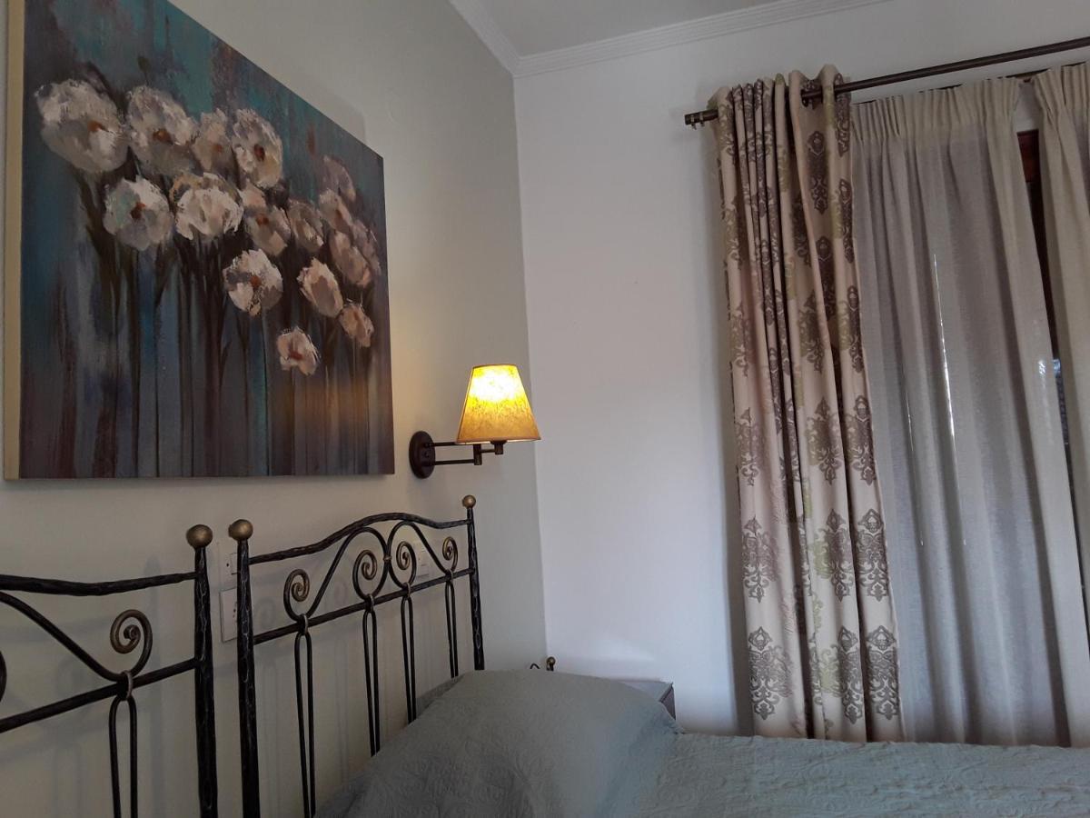 Sunset Studios And Apartments For Adults Over 21 Only Náusza Kültér fotó